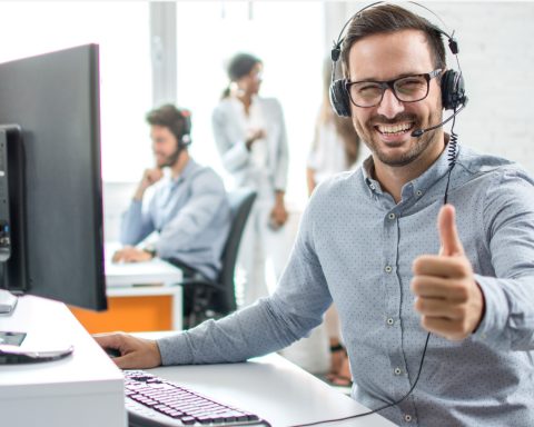 slack apps for customer support